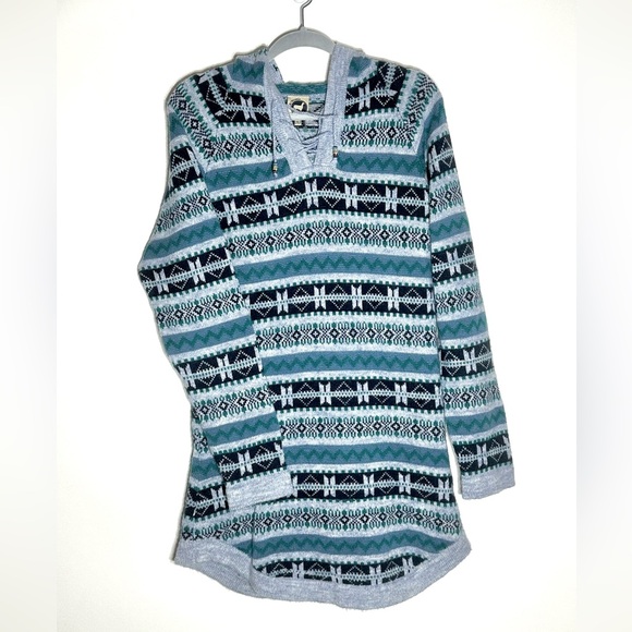 Artesania Sweaters - 🔥Closet Clearout!🔥 Artesania Hooded Alpaca Sweater
